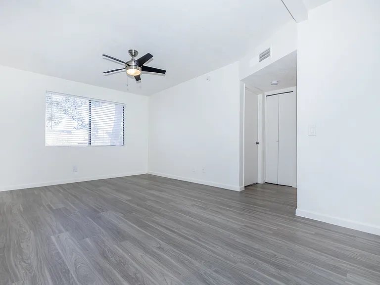 Juniper Canyon | Tucson, AZ Apartments — Photo 7