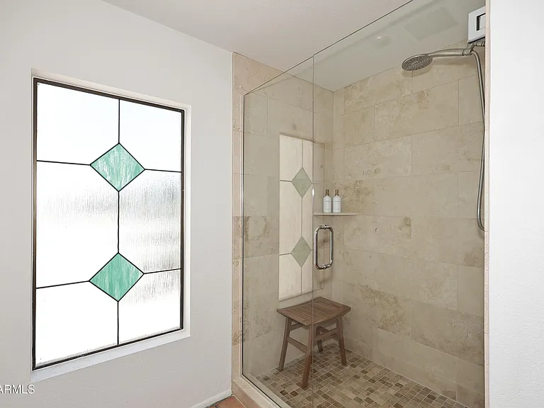 1725 E Staghorn Ln — Photo 10