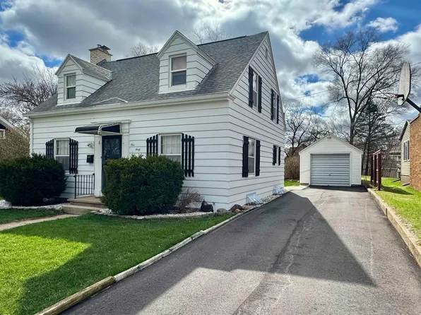 169 S Adams Ave, Berlin, WI 54923