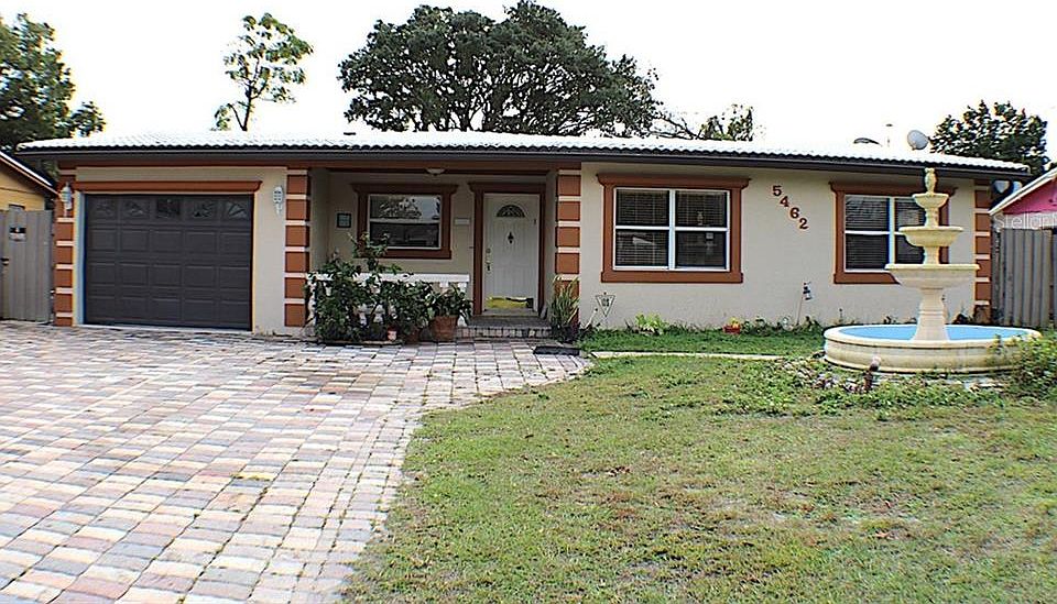1st image of 5462 San Luis Dr #4
