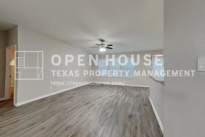 105 Independence Trl — Photo 3