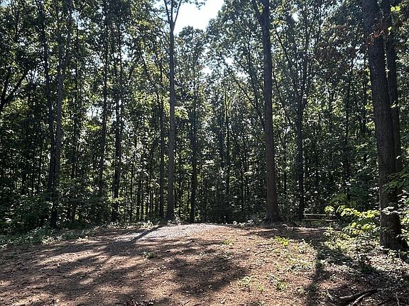 3rd image of 296 County Rd