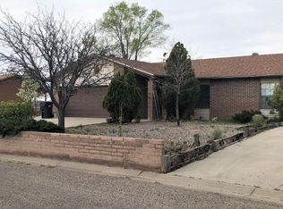 715 Garnet Dr NE, Rio Rancho, NM 87124