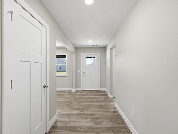 4th image of 13580 Patti Lane