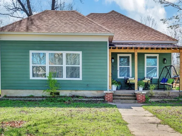 504 E Woodard St, Denison, TX 75021