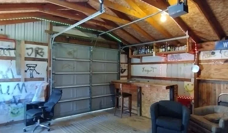 1127 California Ave — Photo 5