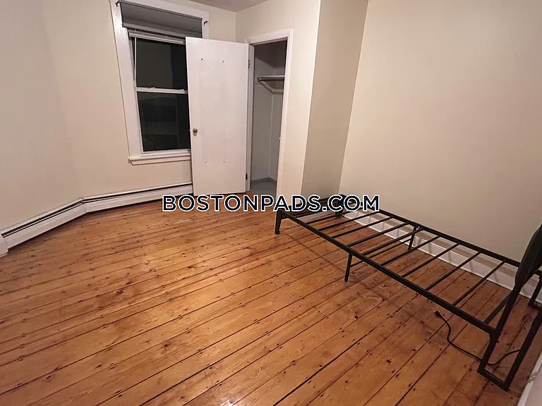 64 Pleasant St #1 — Photo 28
