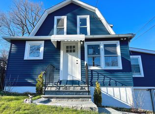 23 Chatfield St, Stamford, CT 06907