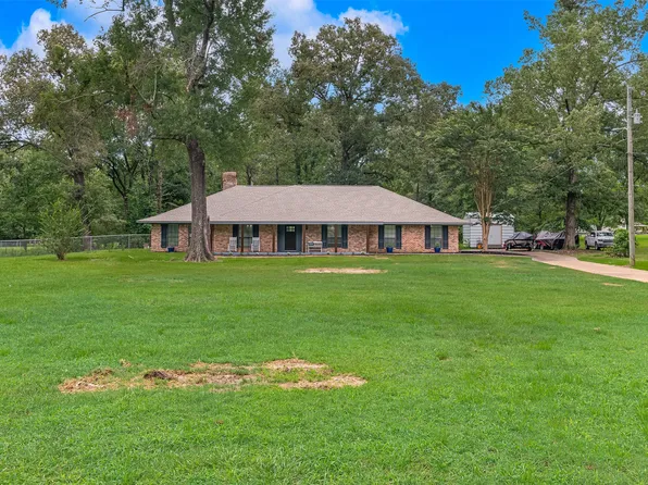 7433 Whispering Pines Dr, Shreveport, LA 71129