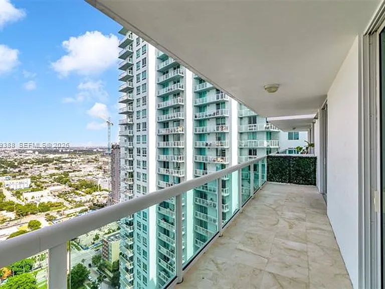 1800 N Bayshore Dr #4208 — Photo 6