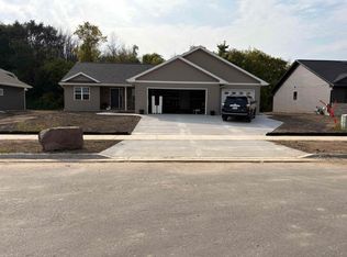 1679 Betty Jean Ln, Green Bay, WI 54313