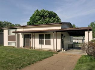 675 Charvel Dr, Florissant, MO