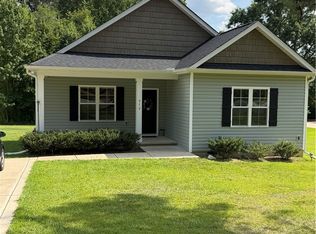 572 Turlington Rd, Dunn, NC 28334