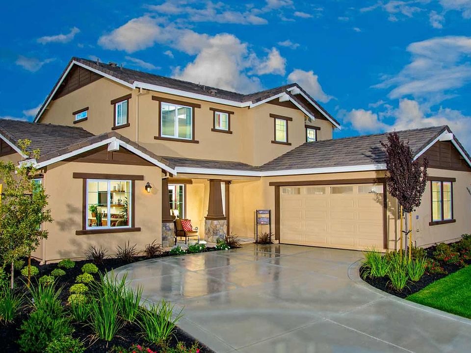 TRI Pointe Berkshire Residence 4 Exterior Vibrant