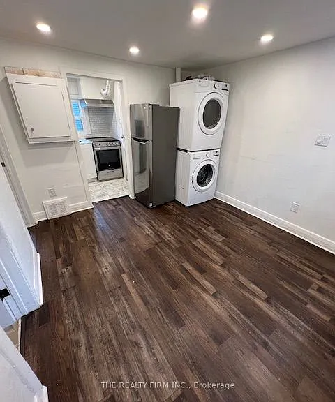 30 Euclid Ave #4 — Photo 3