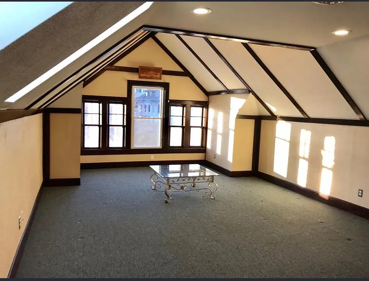 1 bed, 1200 sqft, $1,250 — Photo 1