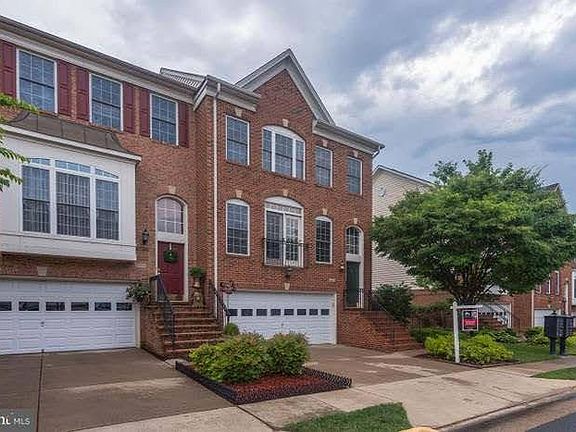 2nd image of 2824 Wakewater Way