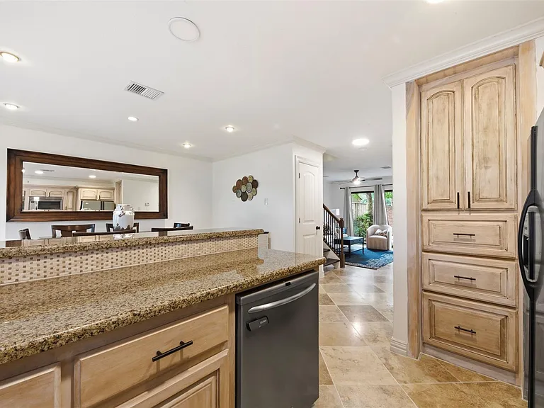 2209 W Settlers Way — Photo 11