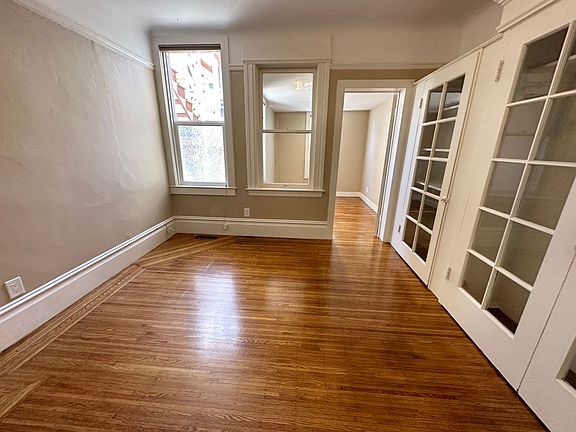 5th image of 951 Dolores St #A