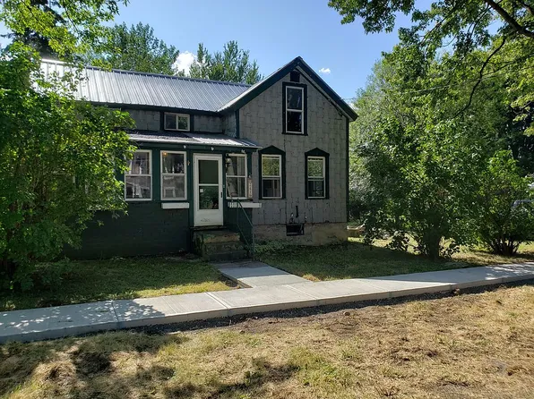 241 Centre St, Cape Vincent, NY 13618