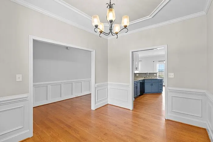 720 Camwheel Dr — Photo 7