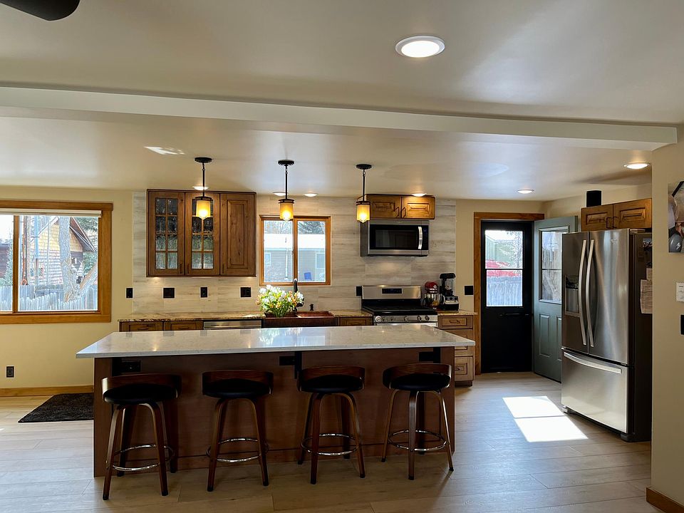 1st image of 50 Wapiti Dr