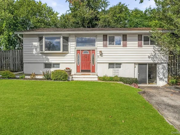 29 Cumberland Road, Fishkill, NY 12524
