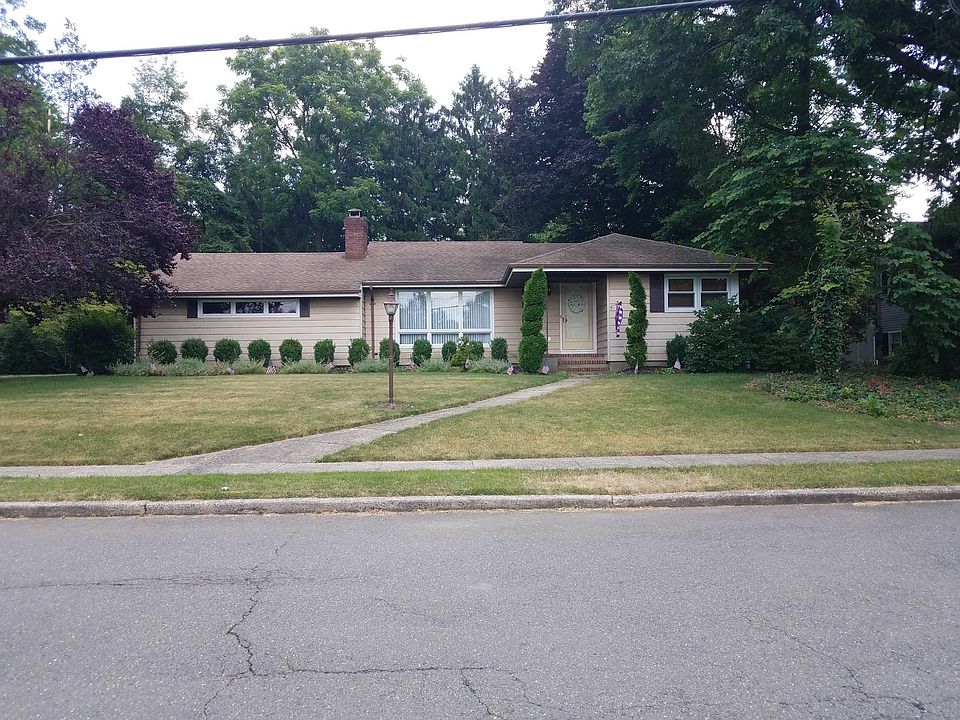 1st image of 1066 Kearney Dr