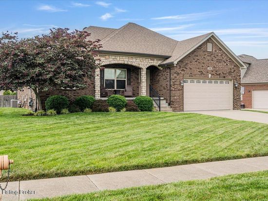 1105 Deer Fields Trce, La Grange, KY 40031