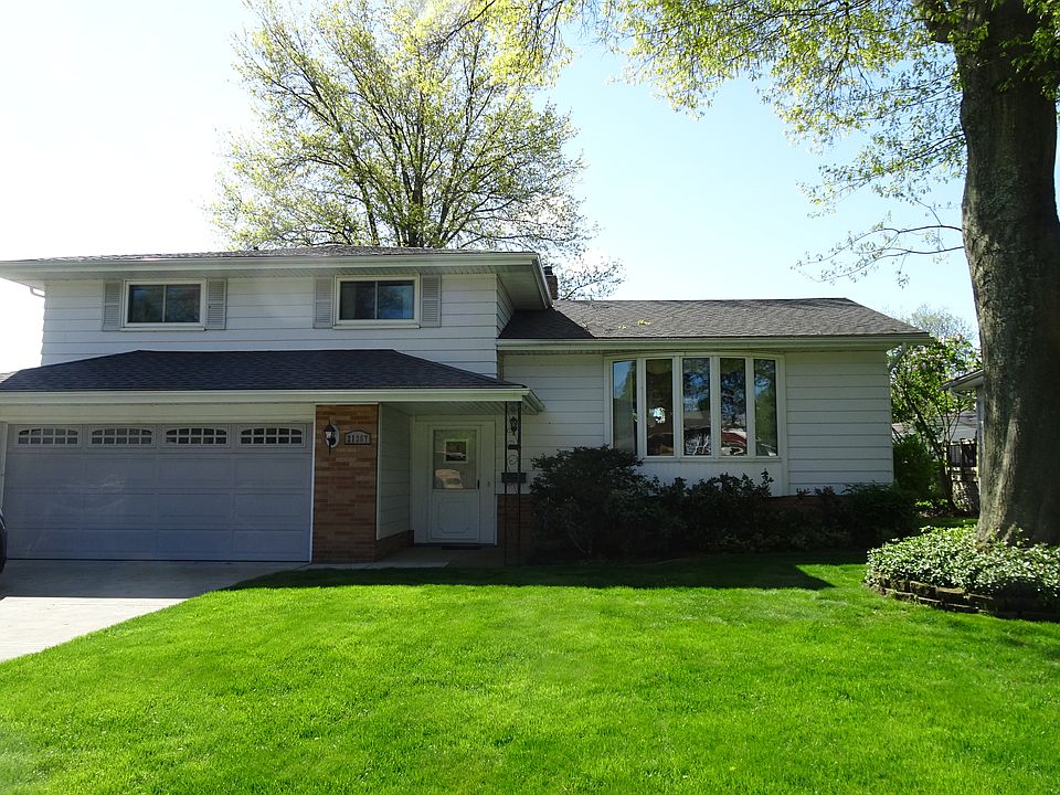 1st image of 21267 Nottingham Dr
