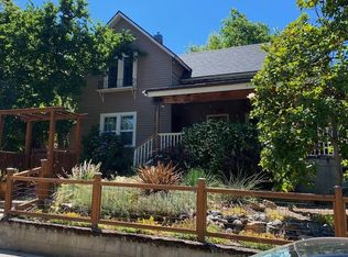 355 High St #1/2, Ashland, OR 97520