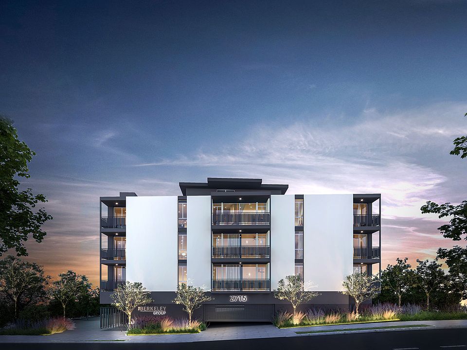 2715 Dwight Exterior