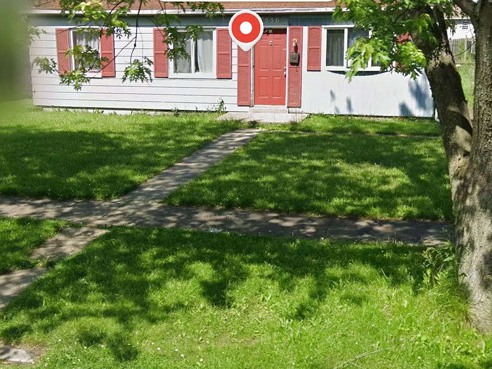 7536 Alexander Ave