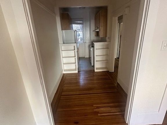 4th image of 333-335 Hyde St #5