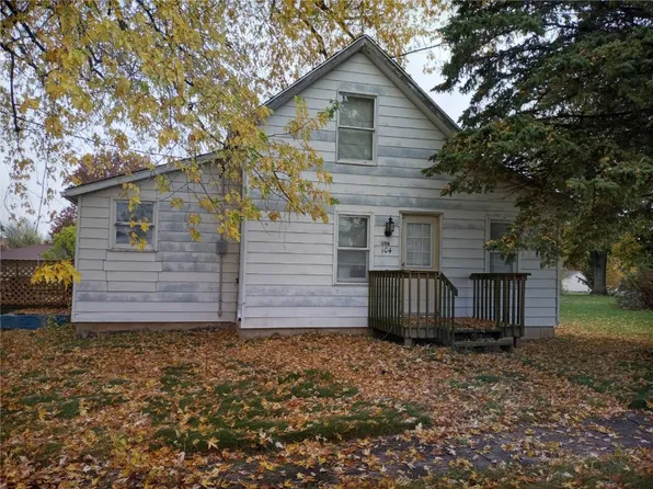 104 1st St, Onslow, IA 52321
