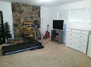 2nd image of 1264 E Woodridge Cir