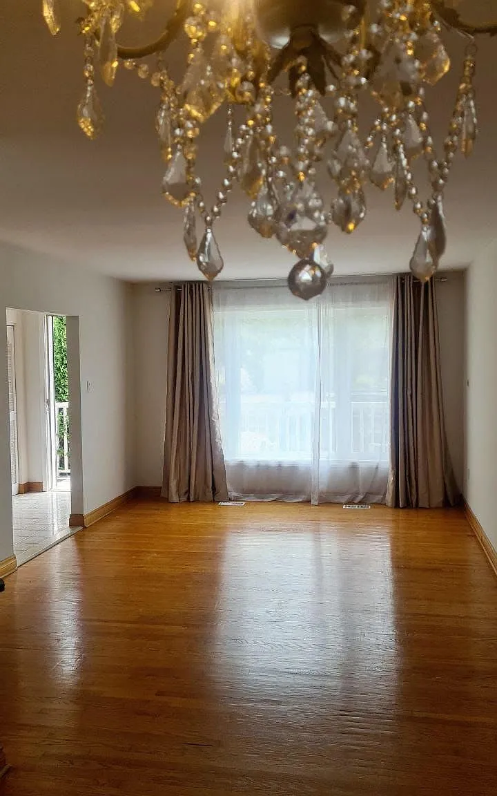 3 bed, $3,000 — Photo 4