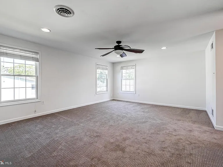 5404 Arcadia Ave — Photo 12