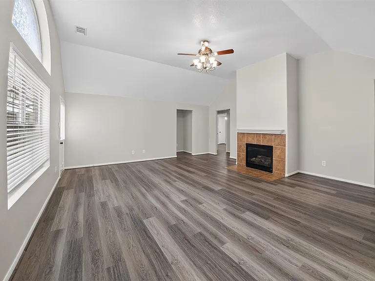 15506 Fir Woods Ln — Photo 5