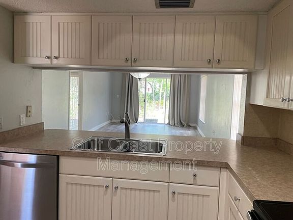 4th image of 664 N Jefferson Ave #5