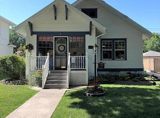 1020 Chestnut St, Grand Forks, ND 58201