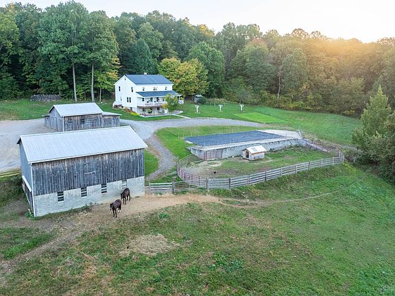 5th image of 10552 Pleasant Valley Rd