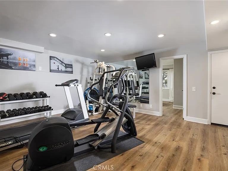 230 High Dr — Photo 25