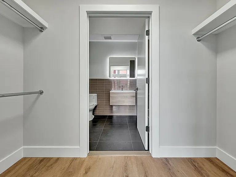 722-724 Cookman Ave #2B — Photo 7