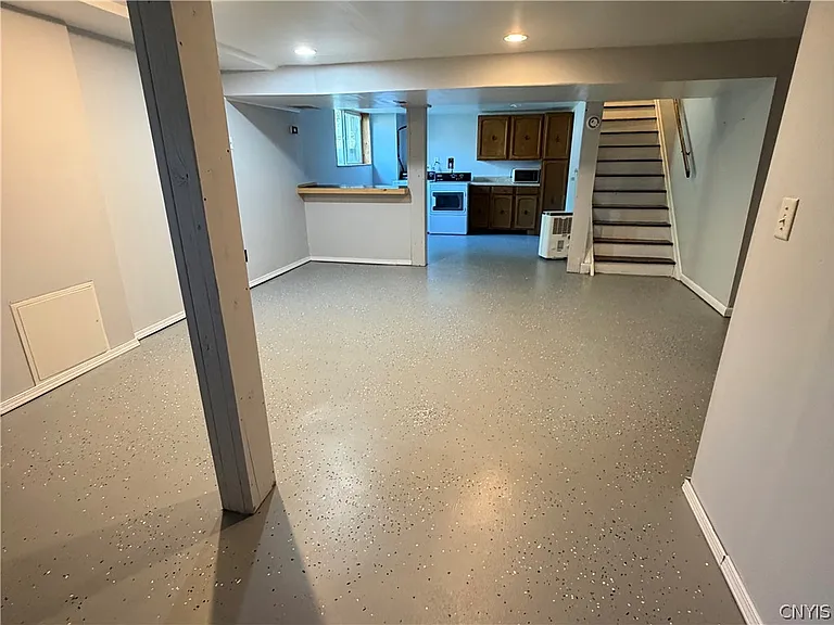 107 Hadley Dr — Photo 29