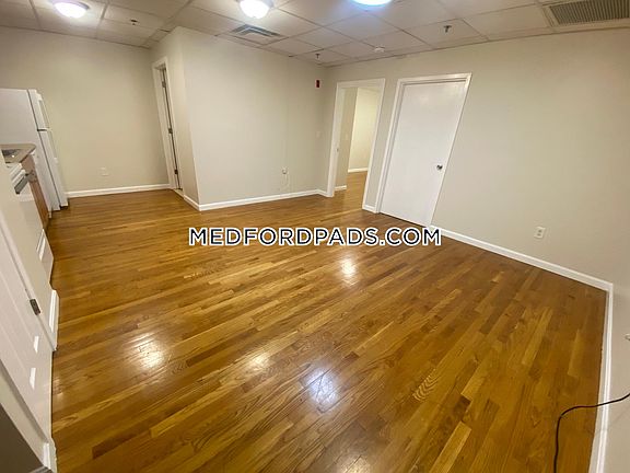 2nd image of 22 High St Ste 9