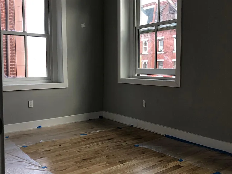 1521-1523 W Girard Ave #201 — Photo 11