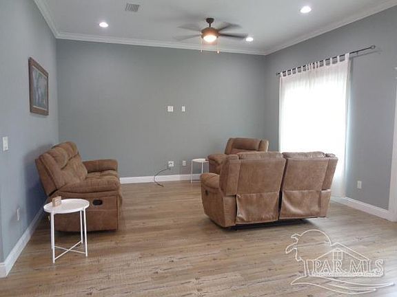 4th image of 1509 Magaha Ln