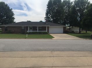 453 Kay St, Farmington, AR 72730