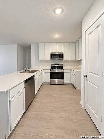 4 bed, 2.0 bath, 1575 sqft, $1,775 — Photo 4